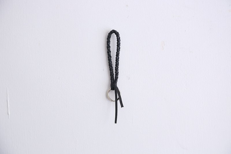 编织钥匙环 黑色 - 钥匙链/钥匙包 - 真皮 
