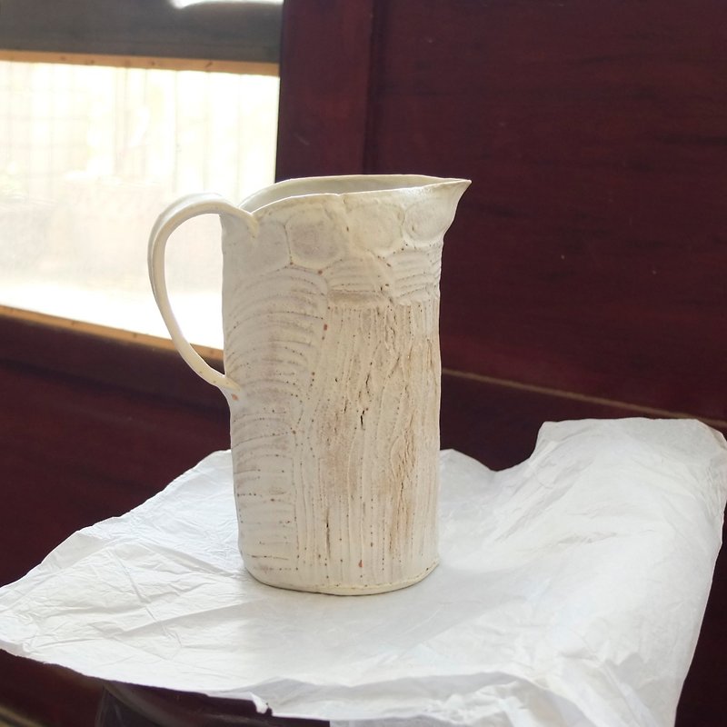 高山陶瓷水瓶 - 摆饰 - 陶 白色