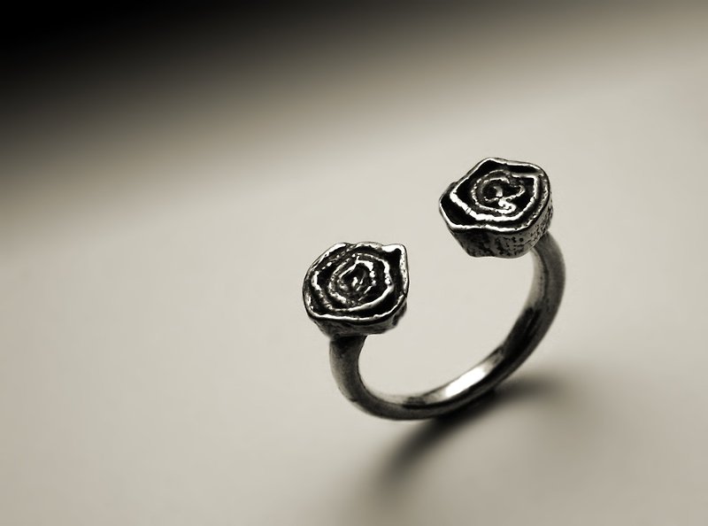 抽像玫瑰开口戒指  - 戒指 - 其他金属 银色