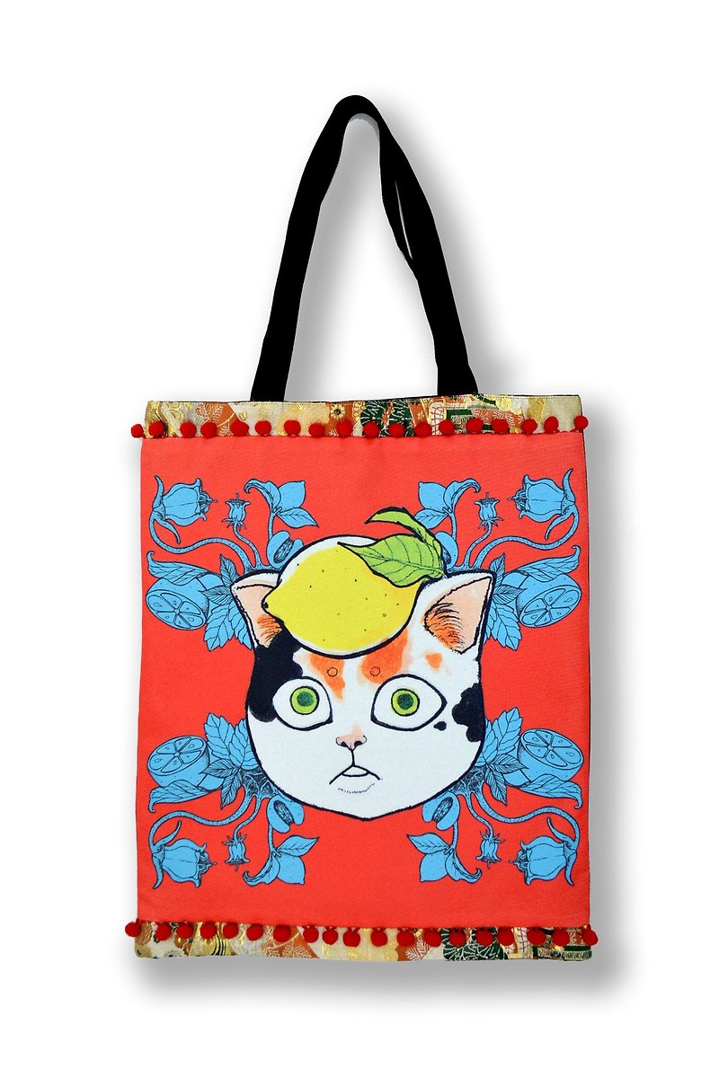 GOOKASO 双面购物袋 TOTE BAG 橘色柠檬猫咪 棉麻印花图案 背面日本和服织锦绸缎 缀彩色小球花边 - 其他 - 棉．麻 橘色