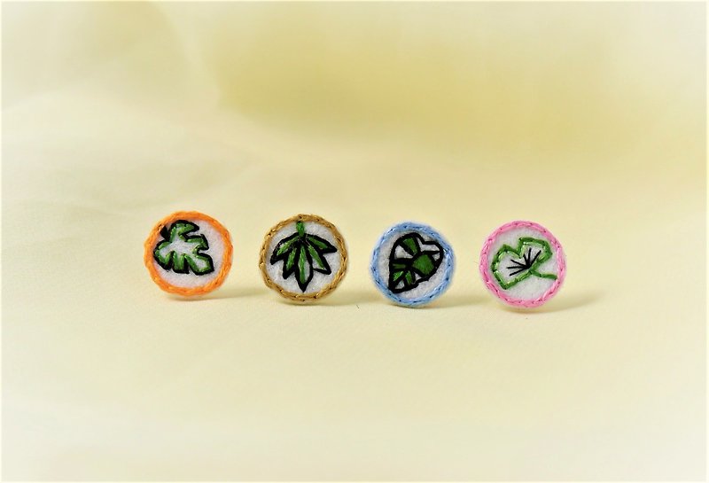 GREEN刺绣小圆耳环组合 任选2款 - 耳环/耳夹 - 绣线 绿色