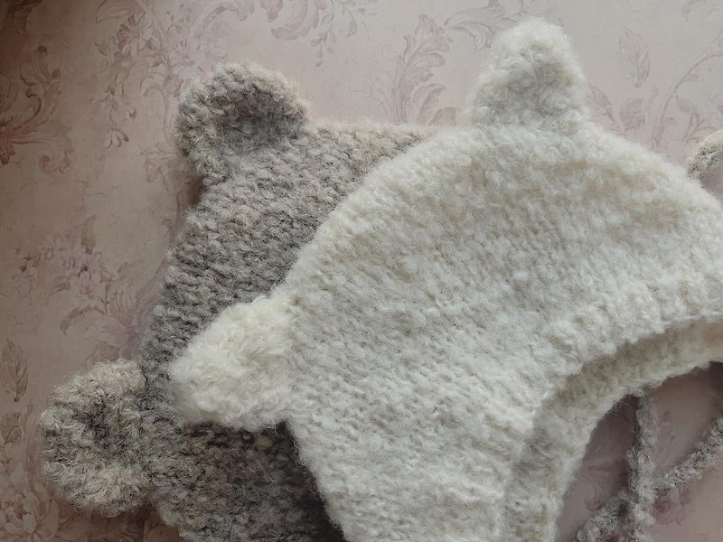 アルパカウールの耳付きボンネット - 婴儿帽/发带 - 羊毛 白色