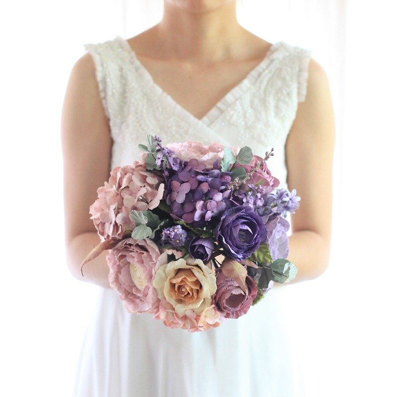 MB207 : Purple Bridal Bouquet Paper Wedding Flower Bouquet Vintage Violet Size 10.5"x16" - 木工/竹艺/纸艺 - 纸 紫色