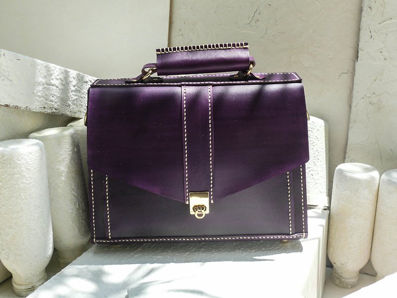 不撞包葡萄紫色植鞣革全真皮小型公文包 - 公文包/医生包 - 真皮 紫色