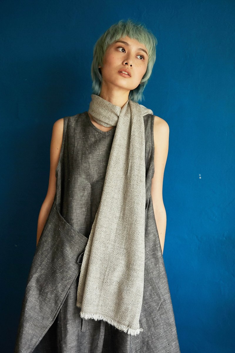 植染软羊毛围巾 | 海松菱纹 |公平贸易 - 围巾/披肩 - 羊毛 透明