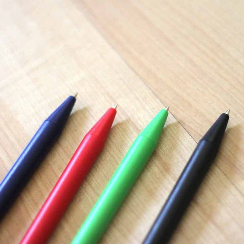 PREMEC | Radical EU 多彩原子笔 四入装  ( 蓝 绿 黑 红) - 圆珠笔/中性笔 - 塑料 