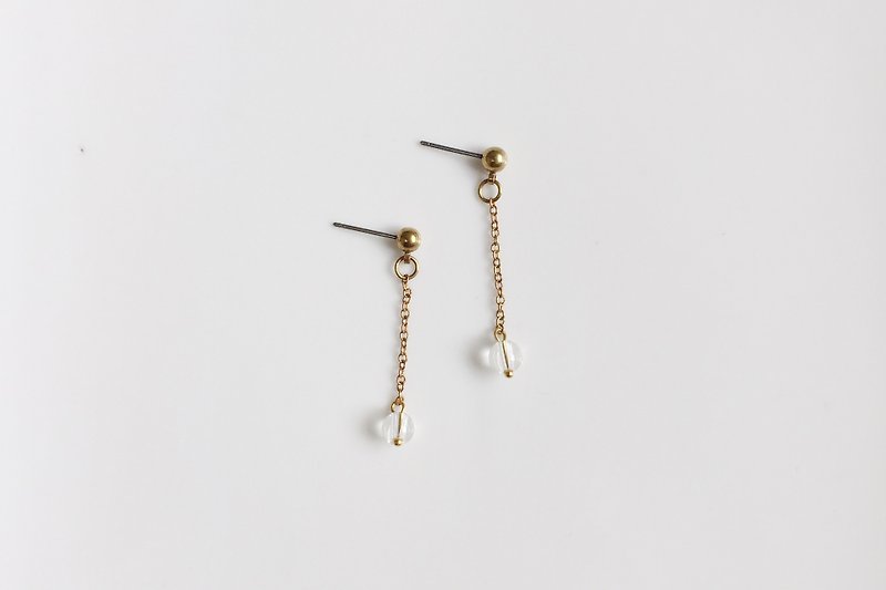 小透明 水晶黄铜造型耳环 - 耳环/耳夹 - 其他金属 白色