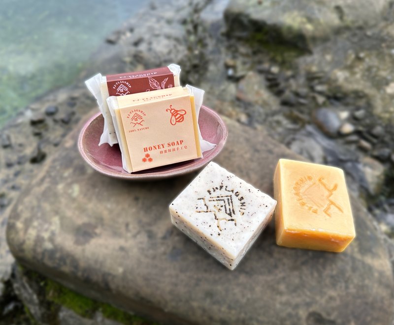 【FJ-FLAGSHIP X SOAP】 清凉时光 | 手工皂礼盒组(无精油款) - 肥皂/手工皂 - 其他材质 