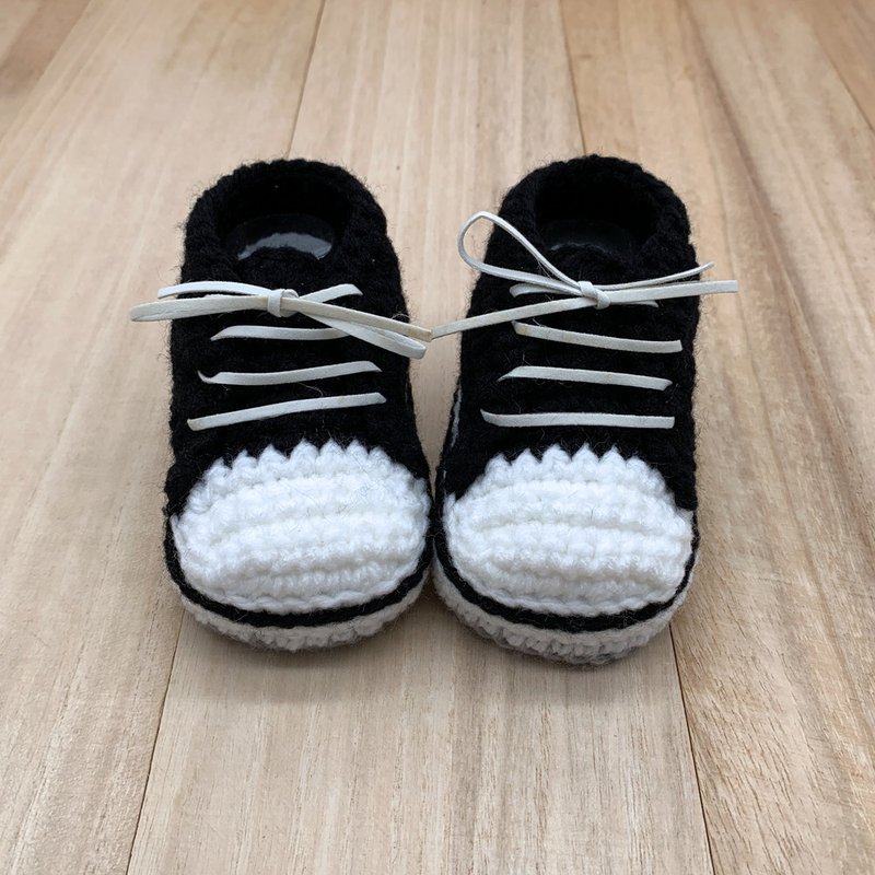 Stylish Baby Sneakers - Black and White Crochet Shoes - Handmade Toddler Booties - 童装鞋 - 压克力 黑色