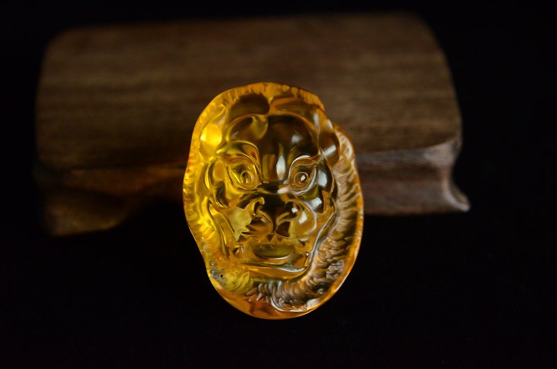 【魄】金珀雕刻狮头 108颗佛珠 男士项链 - 项链 - 半宝石 黄色