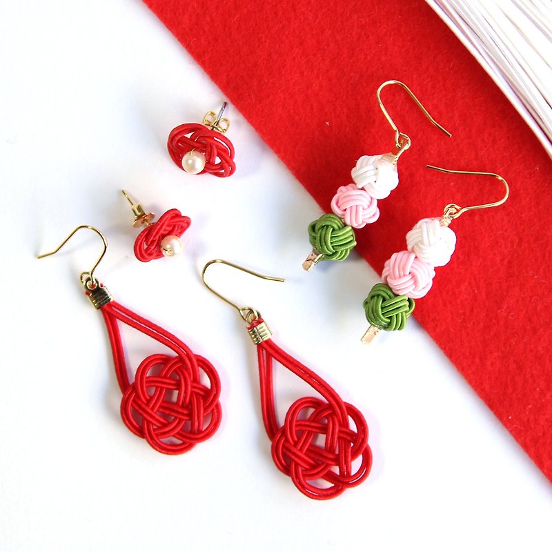 虎氣福袋 / red / japanese style pierce earring / mizuhiki / japan / accessory - 耳环/耳夹 - 丝．绢 红色