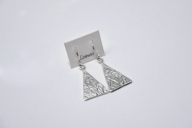 三角型纯银耳环 - 耳环/耳夹 - 纯银 