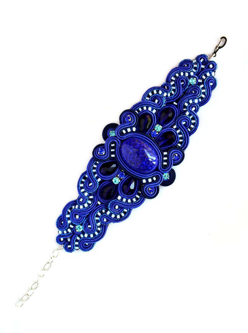 Wide beaded bracelet in blue color - 手链/手环 - 其他材质 蓝色