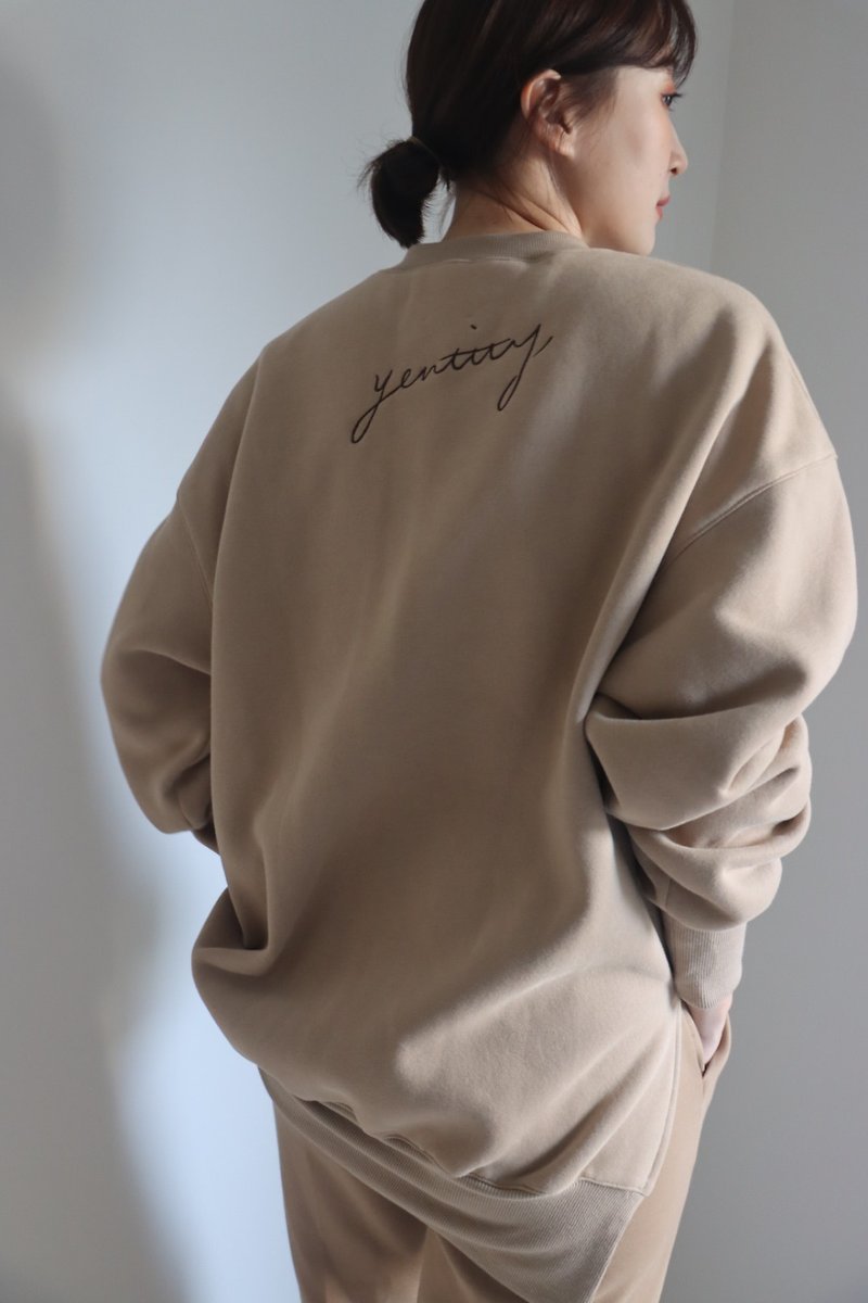 Embroidered back logo sweatshirt - 中性连帽卫衣/T 恤 - 棉．麻 