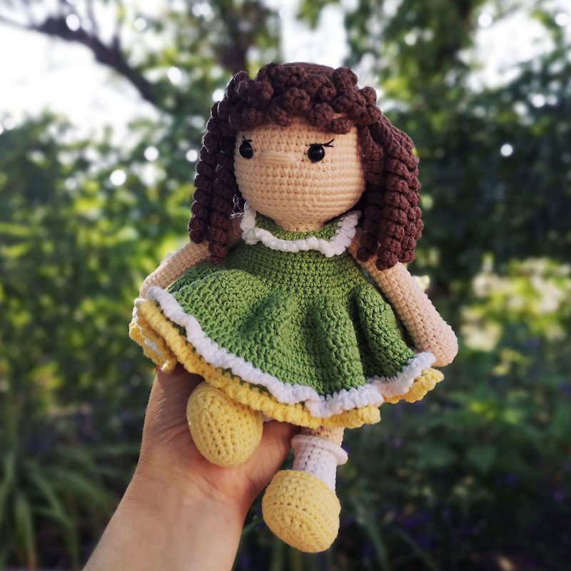 crochet pattern Linna doll in summer dres DIY amigurumi girl doll pattern PDF - 手工艺教程/工具书 - 其他材质 
