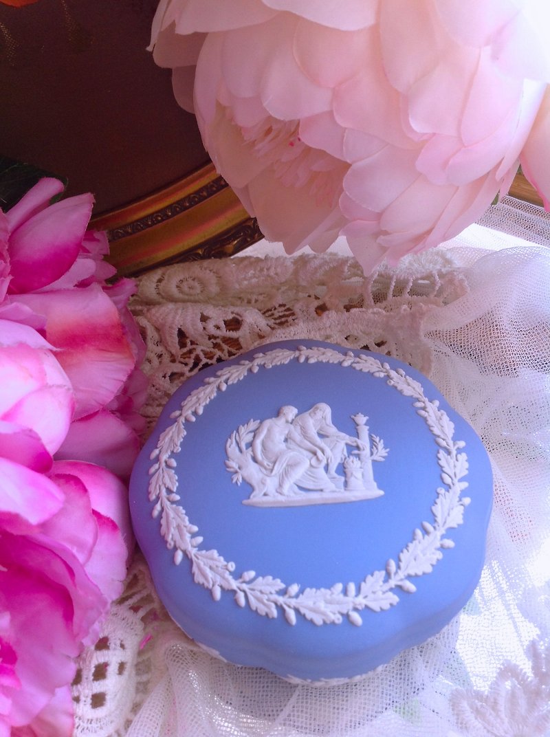 英国骨瓷Wedgwood jasper 蓝色碧玉浮雕希腊神话珠宝盒饰品盒 - 收纳用品 - 瓷 蓝色