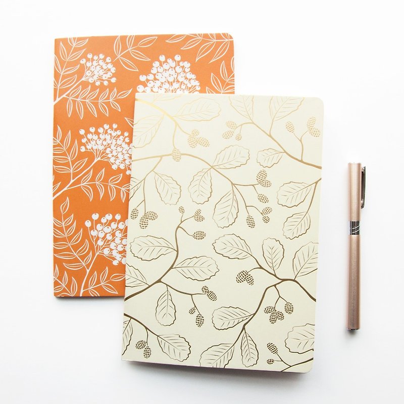 Two A5 Notebooks with Gold Foil and Orange Floral Pattern - Travel Journal - 笔记本/手帐 - 纸 金色