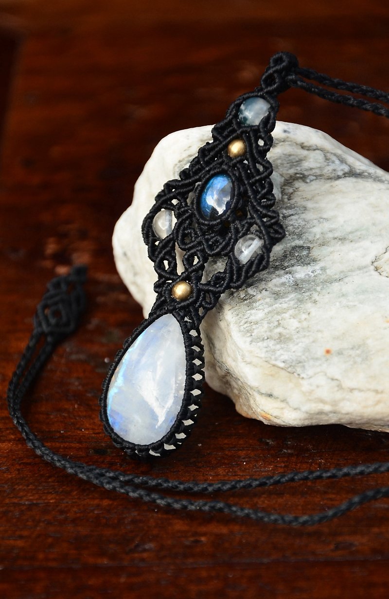 天然水晶月光石 拉长石 花边编织项链 - 项链 - 宝石 黑色