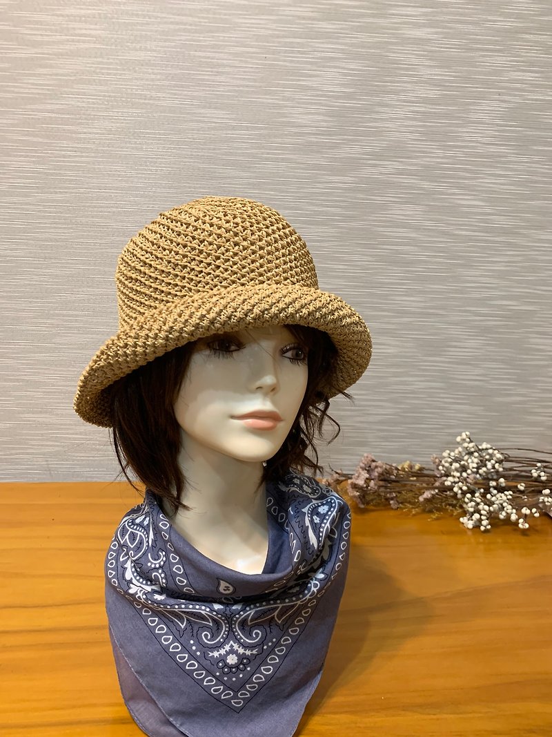 夏天爱上斜纹帽系列 。渔夫帽小麦色。帽檐与帽身约呈150度 - 帽子 - 纸 