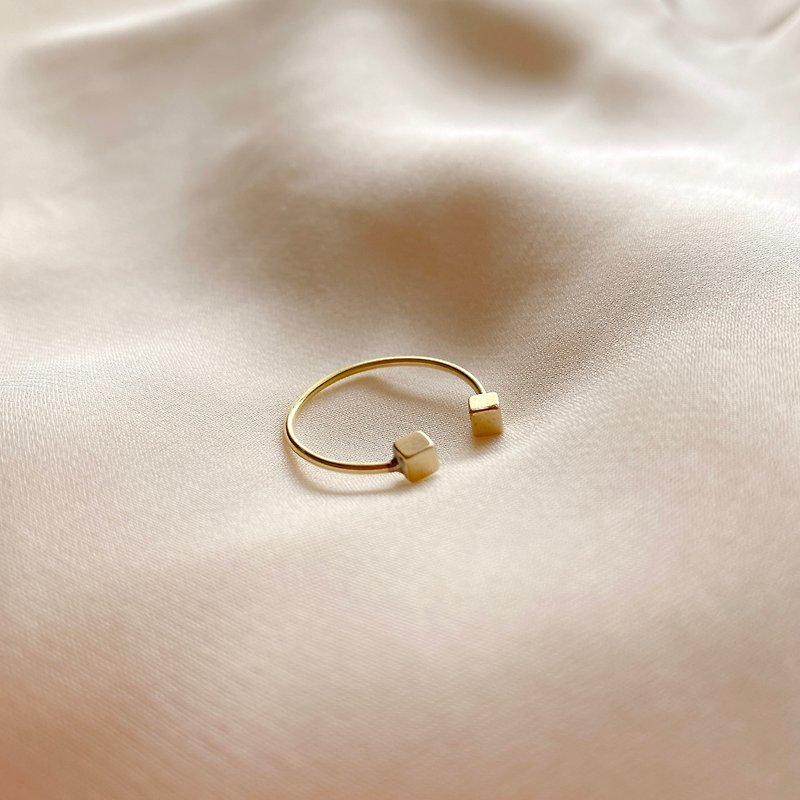 小方宇宙 -可调式黄铜戒指 - 戒指 - 铜/黄铜 金色