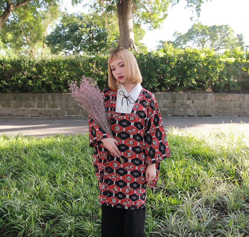 Back to Green::日本带回和服道行 东京事变 有口袋 vintage kimono (KD-15) - 女装休闲/机能外套 - 棉．麻 透明