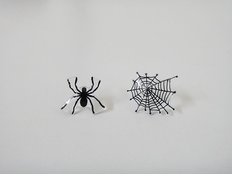 黑蜘蛛 蜘蛛网 手绘 耳针 耳环 耳夹 - 耳环/耳夹 - 塑料 黑色