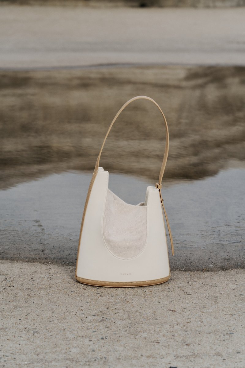 Femance Vessel  燕麦 手提包 侧背包 原创设计 小众 - 侧背包/斜挎包 - 环保材料 卡其色