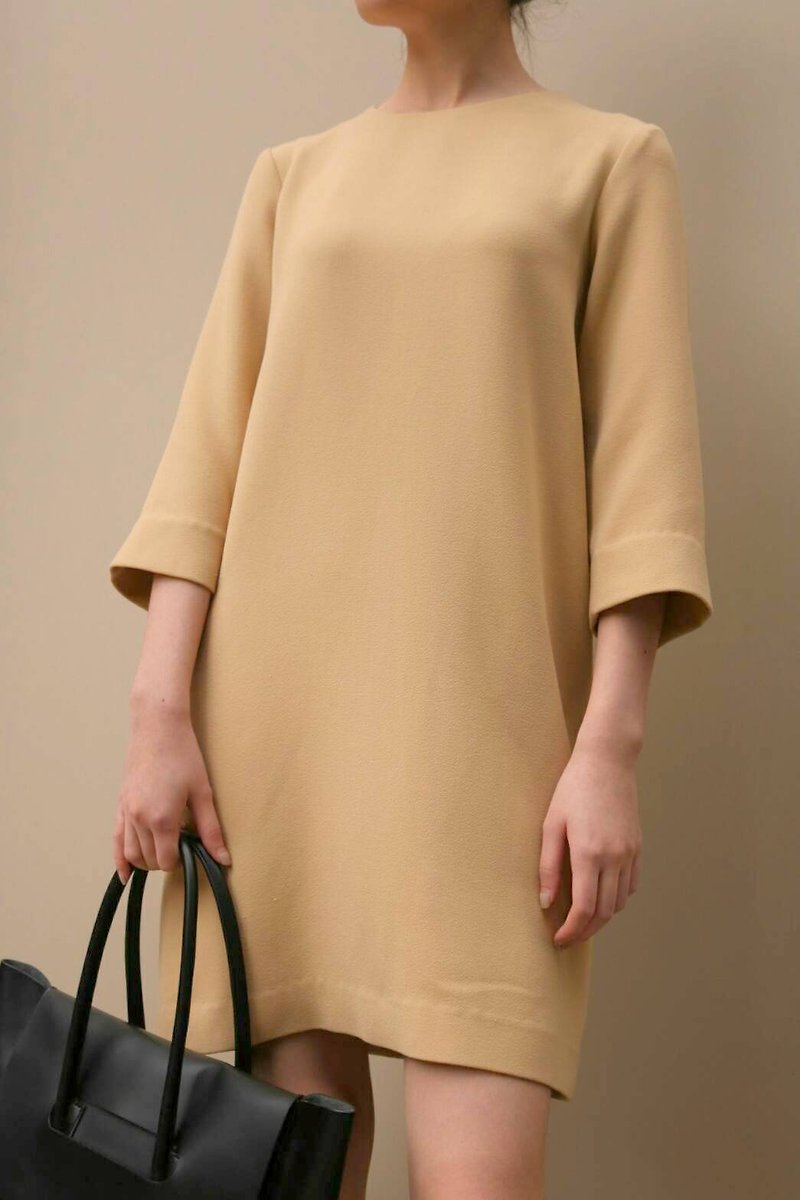 杏仁黄7分袖日本进口弹性棉质洋装 - 洋装/连衣裙 - 棉．麻 