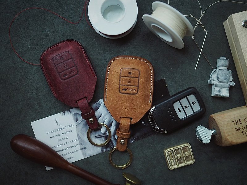 纯手工牛皮本田Honda车钥匙套 颜色款式可定制化 可订制刻字礼物 - 钥匙链/钥匙包 - 真皮 多色