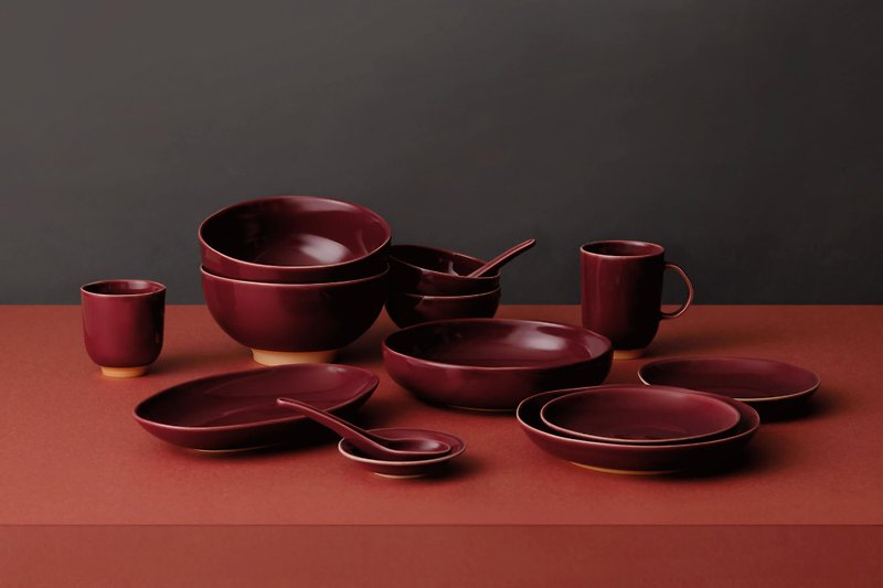 KOGA 许家陶器品 陶质六角大碗 (协兴红) - 碗 - 陶 红色