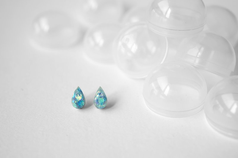魔法宝石系列-蓝水晶 水泥耳针 - 耳环/耳夹 - 水泥 蓝色