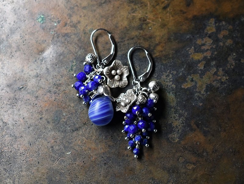 Wedding bee and heavy lapis, Karen flower and small bell Silver earrings