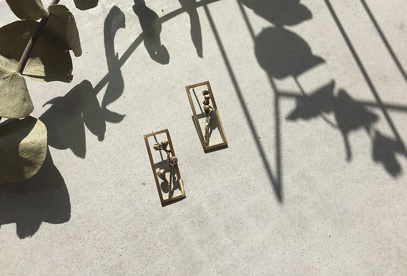 | YANGYANG | 小小植物园耳环单只 - 耳环/耳夹 - 其他金属 金色