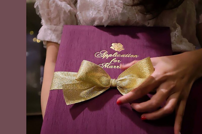 【快速出货】结婚书约套组 结婚书约 结婚证书 ORCHID兰 烫金版 - 婚礼誓言书 - 棉．麻 紫色