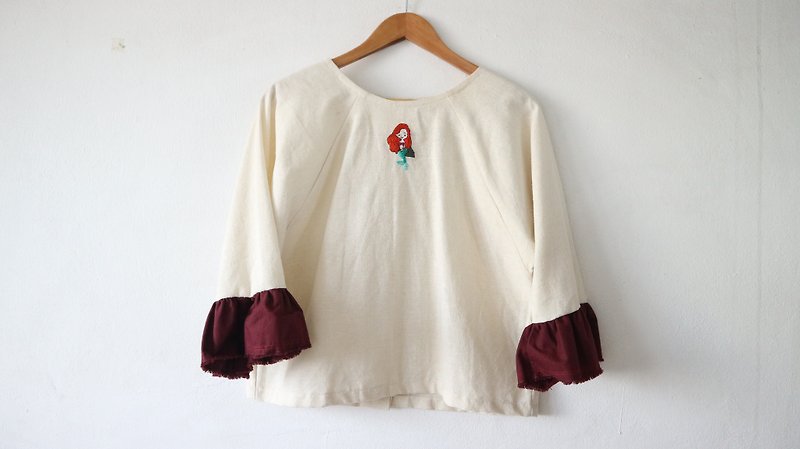 loose blouse with ruffle sleeve - 女装短裤 - 棉．麻 