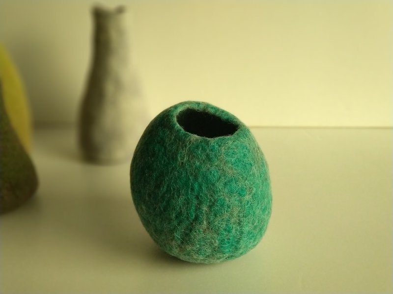 羊毛毡湖水绿手工花瓶 - 花瓶/陶器 - 羊毛 