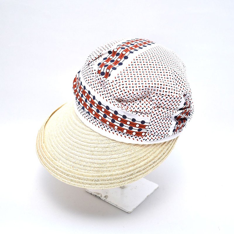 这是一顶独特的帽子　帽檐由天然材料制成　帽冠上有POP图案 - 帽子 - 棉．麻 红色