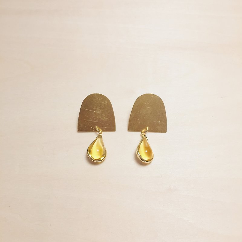 复古黄铜山坡金边黄水滴耳环 - 耳环/耳夹 - 铜/黄铜 金色