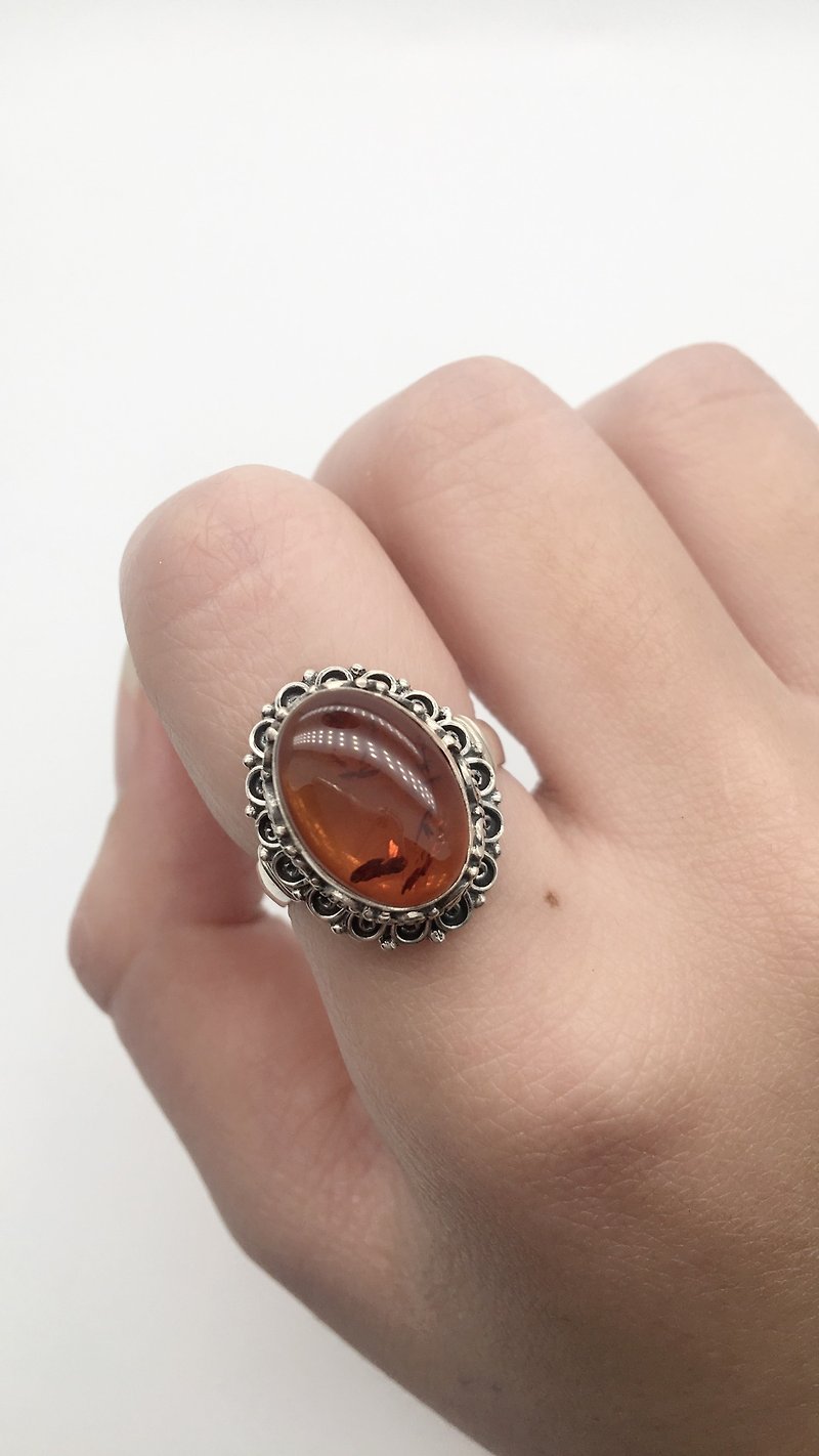 琥珀925纯银典雅花边戒指 尼泊尔手工镶嵌制作 - 戒指 - 宝石 橘色