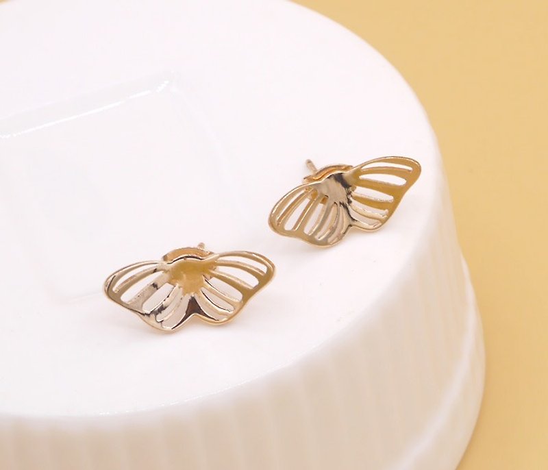 Mini Butterfly Earring - Pink gold plated on brass, Little Me by CASO jewelry - 耳环/耳夹 - 其他金属 粉红色