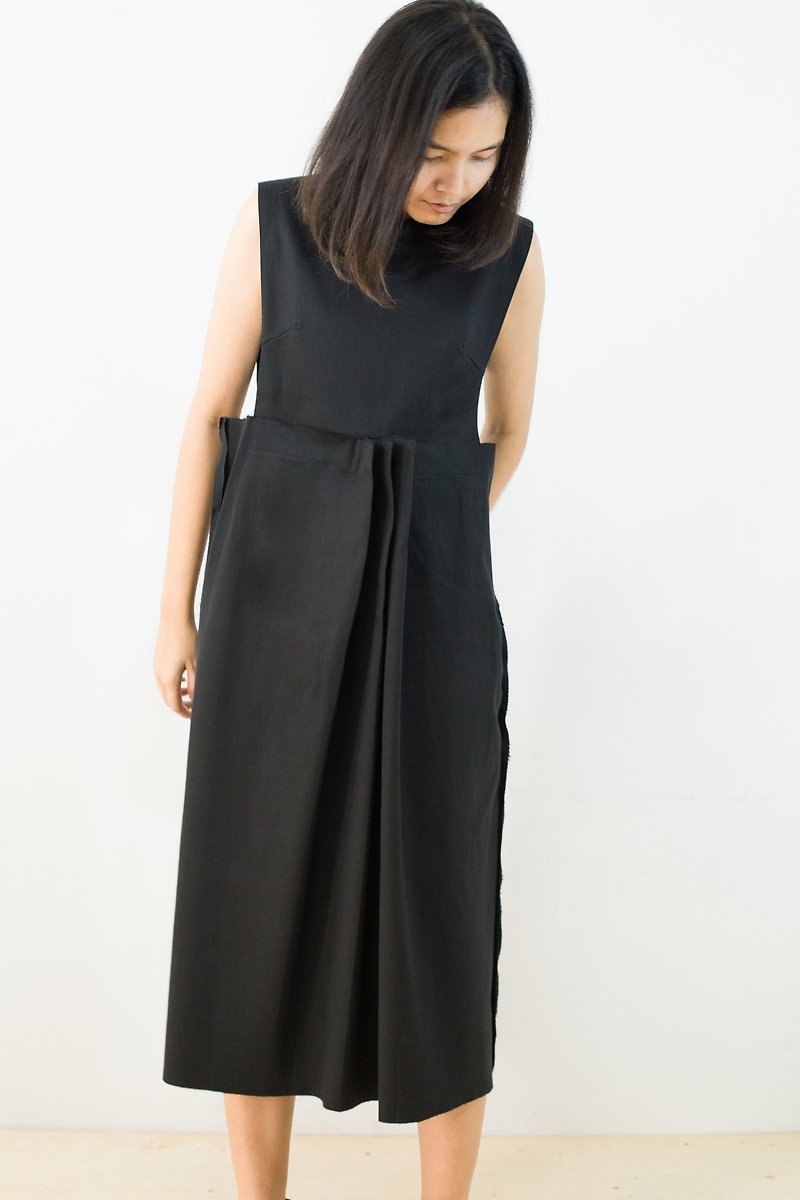 Mani Mina Black Pleat Jeans Overall - 洋装/连衣裙 - 棉．麻 透明