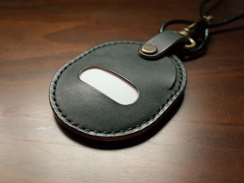 GOGORO机车钥匙皮套－圆润造型款－黑+蜡色 - 钥匙链/钥匙包 - 真皮 黑色