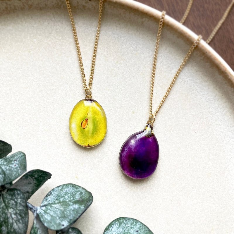 Grape necklace　ぶどうネックレス - 项链 - 塑料 紫色