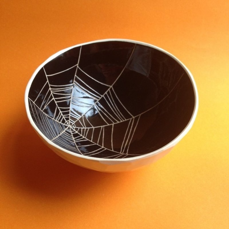 鉢/茶碗 (蜘蛛の巣）黒　bowl (spider web) black - 花瓶/陶器 - 陶 黑色