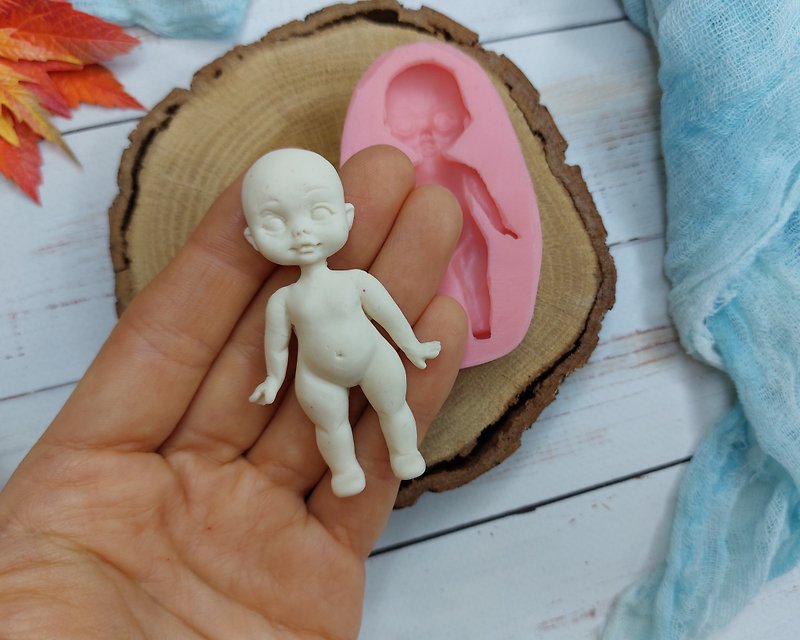Silicone mold of doll size  6,5x3,3 cm/ 2,4x1,2 inch for clay chocolate fondant - 其他 - 硅胶 红色