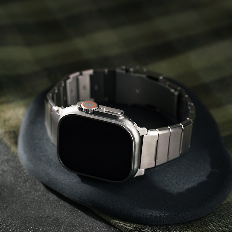 Apple Watch - 磨砂方块钛金属表带 - 表带 - 其他金属 银色