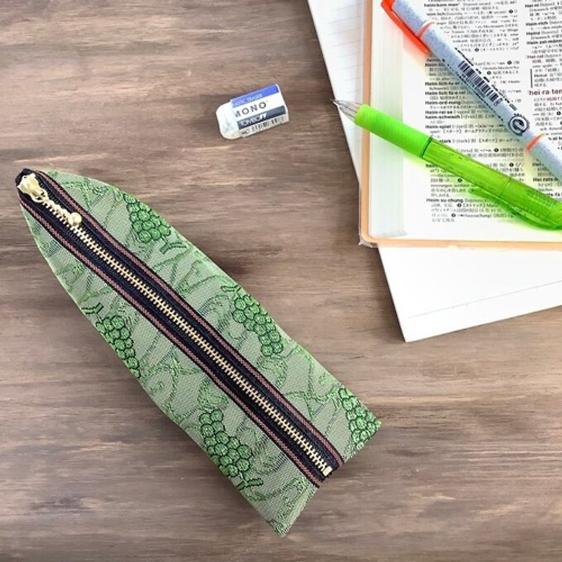 【マスカット】畳縁　テトラ型　ペンケース　ぶどう　グリーン　ワイン - 铅笔盒/笔袋 - 其他材质 绿色