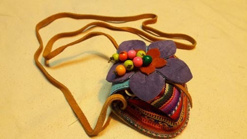 秘鲁织纹+真皮皮料 个性束口侧背/胸前小包-紫花 - 侧背包/斜挎包 - 真皮 紫色