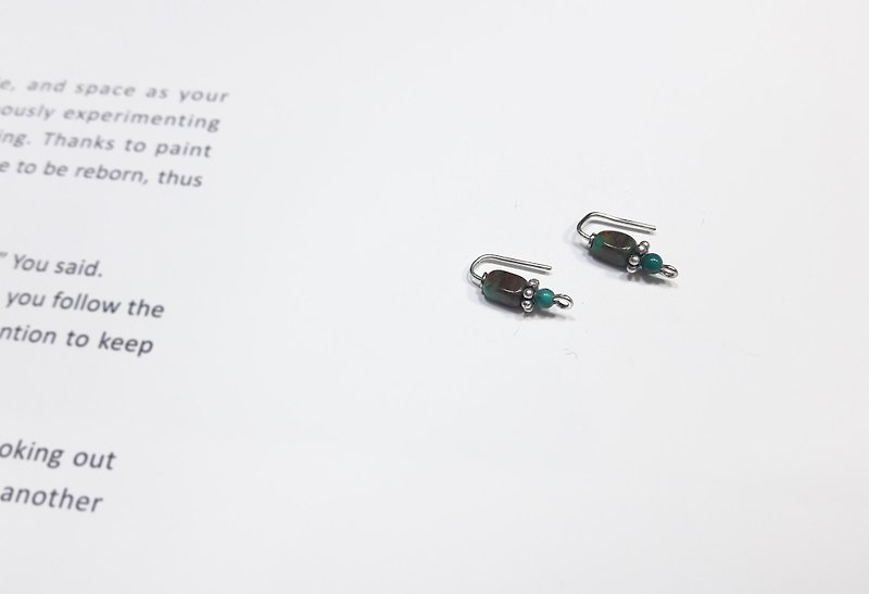 耳环。绿松石two way小巧服贴纯银耳针耳环 - 耳环/耳夹 - 宝石 