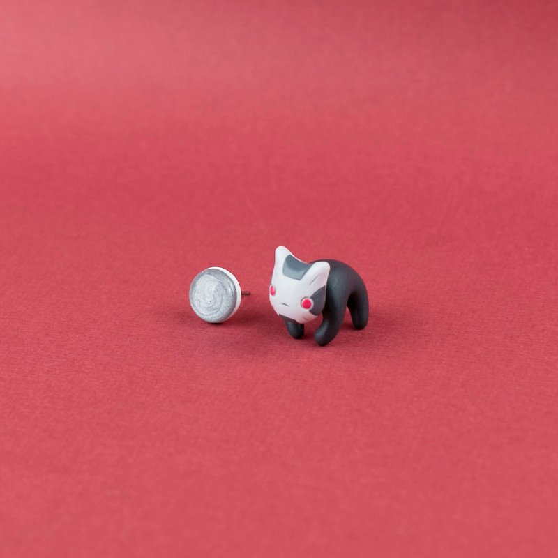 Cat Earrings - Polymer clay jewelry, Kawaii kitty stud, fake gauge/plug/tunnel - 耳环/耳夹 - 粘土 黑色